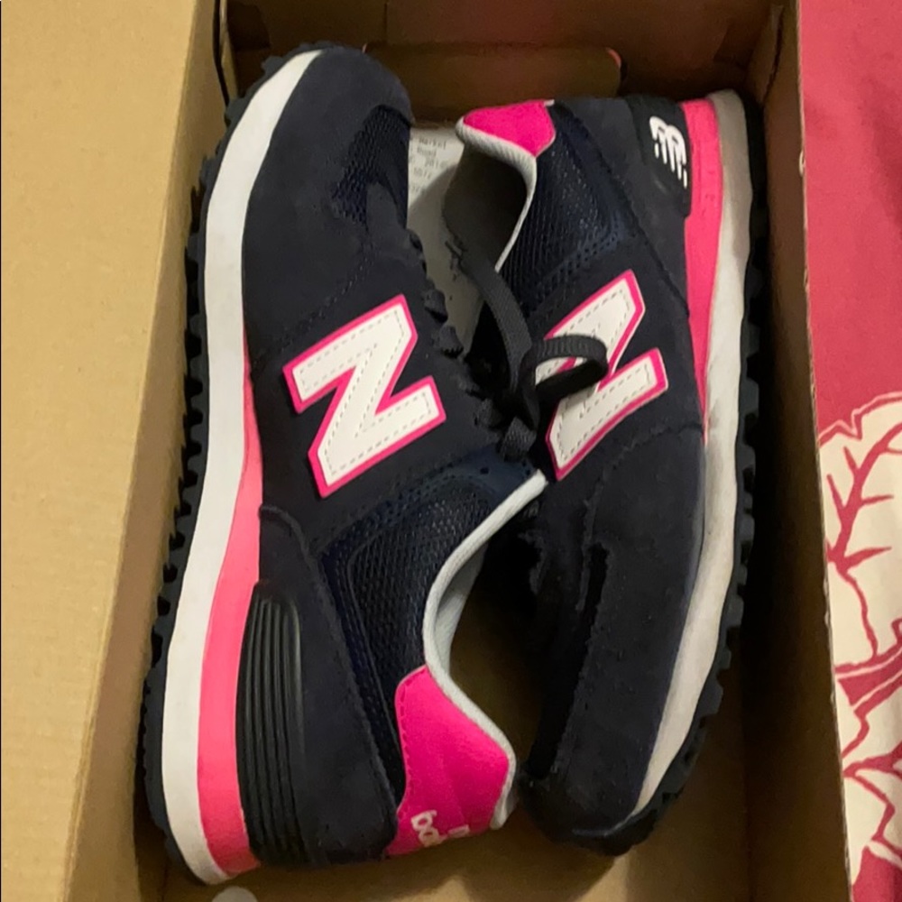 New balance shoes